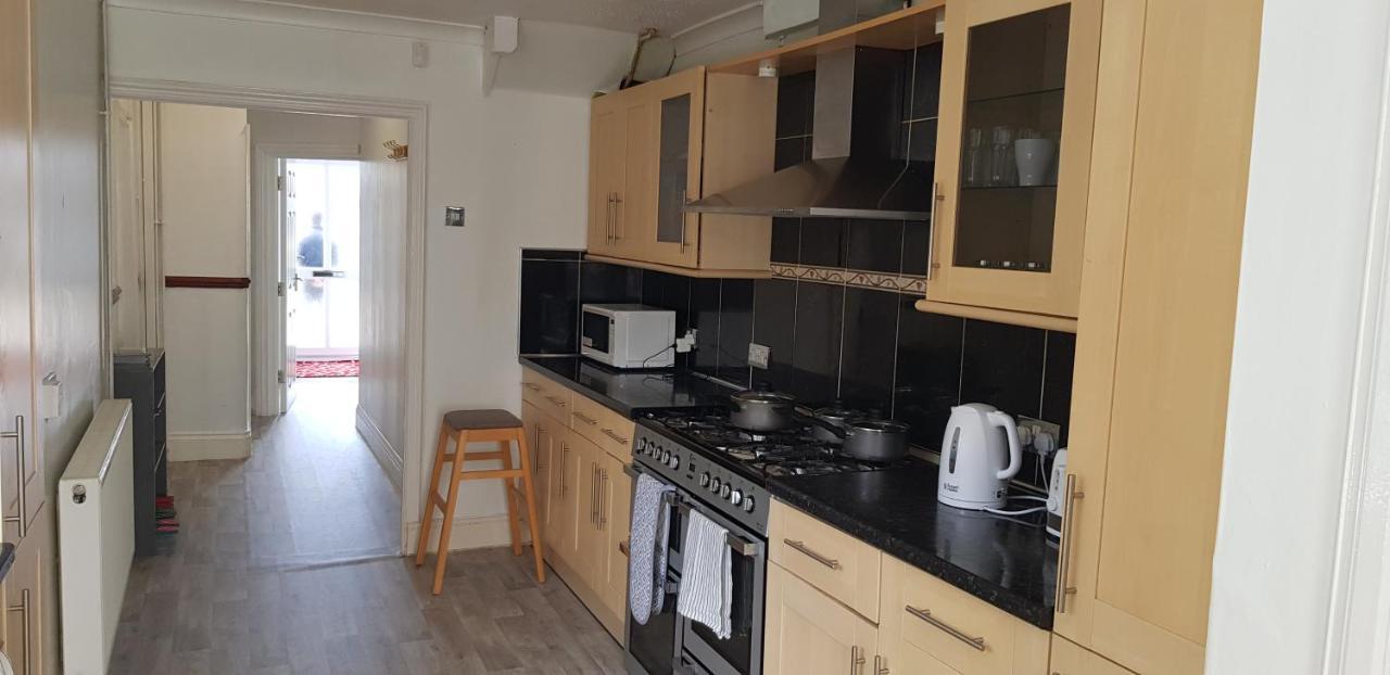 U-Din Homes Γουέιμουθ Εξωτερικό φωτογραφία